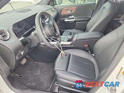 Zdjęcie 7 z 13 samochodu: 2023 MERCEDES-BENZ GLA 250 VIN:W1N4N4GB2PJ529089 - miniatura