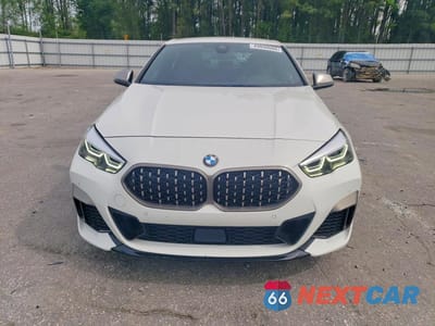 Piąte zdjęcie samochodu w środku: 2020 BMW M235XI VIN:WBA13AL07L7F58839 - miniatura