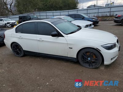 Czwarte zdjęcie samochodu z boku: 2011 BMW 323 I VIN:WBAPG7G56BNN18749 - miniatura
