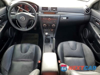 Zdjęcie 8 z 12 samochodu: 2006 MAZDA 3 S VIN:JM1BK324161506671 - miniatura