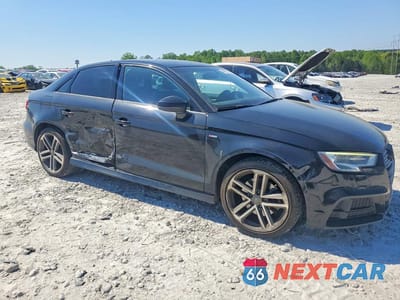 Czwarte zdjęcie samochodu z boku: 2017 AUDI A3 PREMIUM PLUS VIN:WAUJ8GFF5H1044922 - miniatura