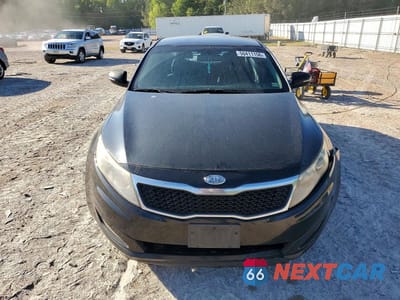 Piąte zdjęcie samochodu w środku: 2012 KIA OPTIMA LX VIN:KNAGM4A77C5290117 - miniatura