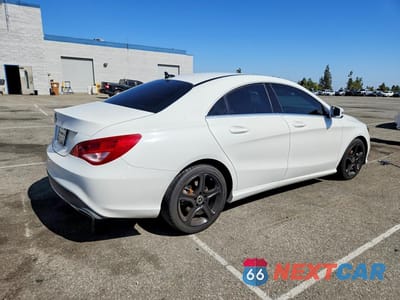 Trzecie zdjęcie samochodu z tyłu: 2019 MERCEDES-BENZ CLA 250 VIN:WDDSJ4EB5KN719537 - miniatura