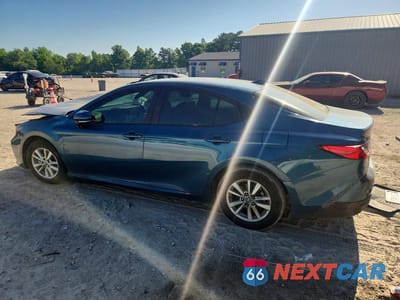 Drugie zdjęcie samochodu z przodu: 2025 TOYOTA CAMRY LE VIN:4T1DAACK3SU207104 - miniatura