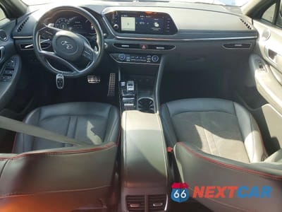 Zdjęcie 8 z 12 samochodu: 2021 HYUNDAI SONATA SEL PLUS VIN:5NPEJ4J28MH132099 - miniatura