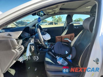 Zdjęcie 7 z 12 samochodu: 2020 HYUNDAI IONIQ LIMITED VIN:KMHC05LC5LU241657 - miniatura