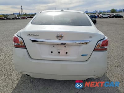 Zdjęcie 6 z 12 samochodu: 2014 NISSAN ALTIMA 2.5 S VIN:1N4AL3AP3EC414166 - miniatura