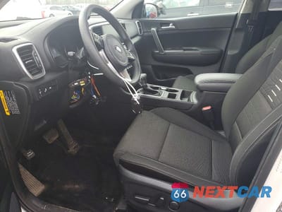 Zdjęcie 7 z 13 samochodu: 2021 KIA SPORTAGE LX VIN:KNDPMCAC5M7891588 - miniatura