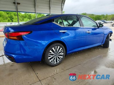 Trzecie zdjęcie samochodu z tyłu: 2025 NISSAN ALTIMA SV VIN:1N4BL4DV1SN373797 - miniatura