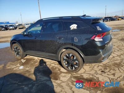 Drugie zdjęcie samochodu z przodu: 2023 KIA SPORTAGE PLUG-IN HYBRID X-LINE VIN:KNDPYDAH3P7098199 - miniatura