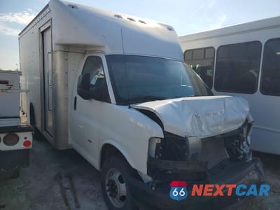 2021 CHEVROLET EXPRESS DELIVERY TRUCK 1HA3GSC7XMN007569 - główne zdjęcie licytacji z USA - miniatura