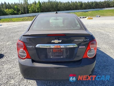 Zdjęcie 6 z 12 samochodu: 2015 CHEVROLET SONIC LTZ VIN:1G1JE5SB4F4124784 - miniatura