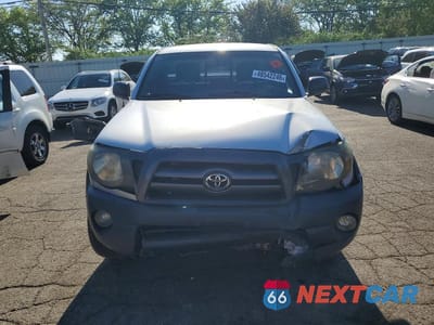 Piąte zdjęcie samochodu w środku: 2010 TOYOTA TACOMA BASE VIN:5TEPX4EN1AZ672673 - miniatura