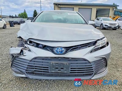 Piąte zdjęcie samochodu w środku: 2021 TOYOTA CAMRY LE VIN:4T1C31AK4MU022054 - miniatura
