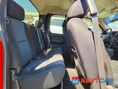 Zdjęcie 10 z 11 samochodu: 2010 CHEVROLET SILVERADO K1500 LT VIN:1GCSKSE3XAZ189299 - miniatura