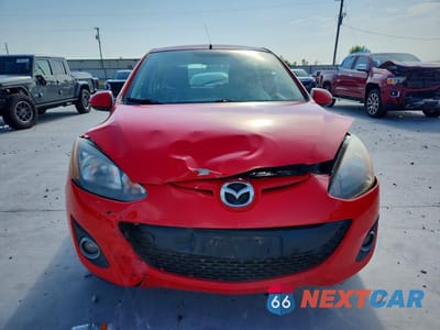 Piąte zdjęcie samochodu w środku: 2013 MAZDA MAZDA2 VIN:JM1DE1LZ7D0163902 - miniatura