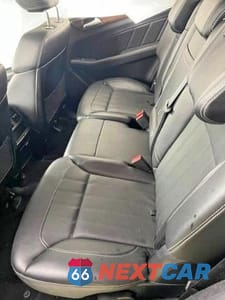Zdjęcie 6 z 12 samochodu: 2015 MERCEDES-BENZ GL 450 4MATIC VIN:4JGDF6EE4FA475169 - miniatura