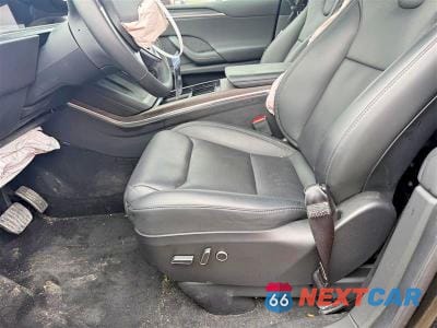 Zdjęcie 7 z 14 samochodu: 2023 TESLA MODEL X VIN:7SAXCDE59PF430870 - miniatura
