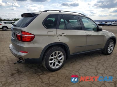 Trzecie zdjęcie samochodu z tyłu: 2012 BMW X5 XDRIVE35I VIN:5UXZV4C50CL890105 - miniatura