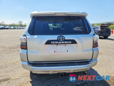 Zdjęcie 6 z 13 samochodu: 2015 TOYOTA 4RUNNER TRAIL VIN:JTEBU5JR5F5250493 - miniatura