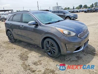 Czwarte zdjęcie samochodu z boku: 2018 KIA NIRO EX VIN:KNDCC3LC7J5136450 - miniatura