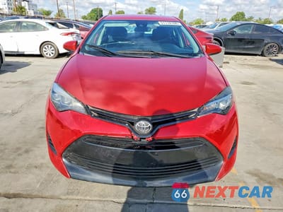 Piąte zdjęcie samochodu w środku: 2019 TOYOTA COROLLA LE VIN:5YFBURHE2KP940178 - miniatura
