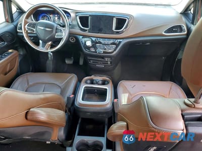 Zdjęcie 8 z 13 samochodu: 2017 CHRYSLER PACIFICA LIMITED VIN:2C4RC1GG7HR689267 - miniatura