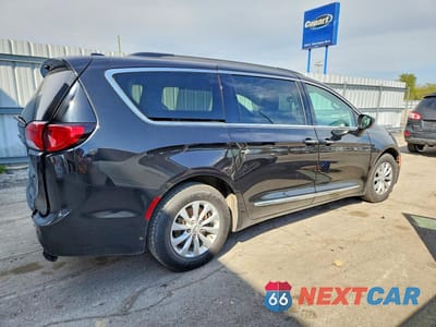 Trzecie zdjęcie samochodu z tyłu: 2017 CHRYSLER PACIFICA TOURING L VIN:2C4RC1BG3HR598102 - miniatura
