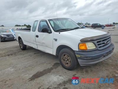 Czwarte zdjęcie samochodu z boku: 2004 FORD F-150 HERITAGE CLASSIC VIN:2FTRX17W14CA82855 - miniatura