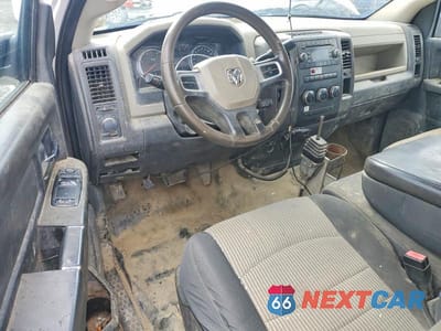 Zdjęcie 8 z 13 samochodu: 2011 DODGE RAM CHASSIS CAB TRUCK CAB AND CHASSIS VIN:3D6WA7ELXBG575590 - miniatura