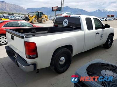 Trzecie zdjęcie samochodu z tyłu: 2012 GMC SIERRA C1500 VIN:1GTR1TEXXCZ351154 - miniatura