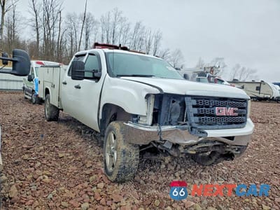 2014 GMC SIERRA 3500 HD UTILITY / SERVICE TRUCK 1GT422C8XEF176874 - główne zdjęcie licytacji z USA - miniatura