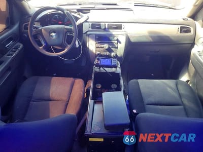 Zdjęcie 8 z 13 samochodu: 2014 CHEVROLET TAHOE POLICE VIN:1GNLC2E0XER144397 - miniatura