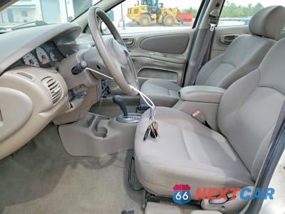 Zdjęcie 7 z 12 samochodu: 2004 DODGE NEON SXT VIN:1B3ES56C84D636387 - miniatura