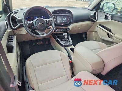 Zdjęcie 8 z 11 samochodu: 2020 KIA SOUL LX VIN:KNDJ23AU5L7064970 - miniatura