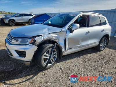 2015 VOLKSWAGEN TOUAREG V6 WVGEF9BP2FD007354 - główne zdjęcie licytacji z USA - miniatura