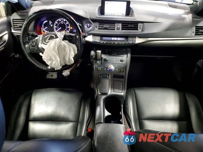 Zdjęcie 8 z 13 samochodu: 2017 LEXUS CT 200 VIN:JTHKD5BH1H2303008 - miniatura
