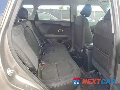 Zdjęcie 11 z 13 samochodu: 2018 KIA SOUL + VIN:KNDJP3A56J7612949 - miniatura