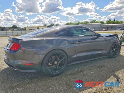 Trzecie zdjęcie samochodu z tyłu: 2020 FORD MUSTANG GT VIN:1FA6P8CF0L5125159 - miniatura