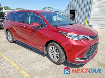 Czwarte zdjęcie samochodu z boku: 2021 TOYOTA SIENNA PLATINUM 7-PASSENGER VIN:5TDESKFC2MS009847 - miniatura