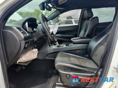 Zdjęcie 7 z 13 samochodu: 2019 JEEP GRAND CHEROKEE LAREDO VIN:1C4RJFAG8KC703592 - miniatura