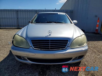 Piąte zdjęcie samochodu w środku: 2003 MERCEDES-BENZ S 500 4MATIC VIN:WDBNG84J53A363619 - miniatura