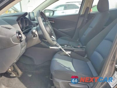 Zdjęcie 7 z 12 samochodu: 2019 TOYOTA YARIS LE VIN:3MYDLBYV0KY509780 - miniatura