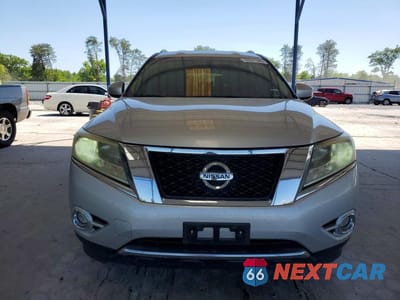 Piąte zdjęcie samochodu w środku: 2014 NISSAN PATHFINDER S VIN:5N1AR2MN3EC688332 - miniatura