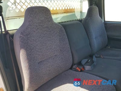 Zdjęcie 10 z 12 samochodu: 2002 DODGE RAM 2500 VIN:3B6KC26Z92M258152 - miniatura