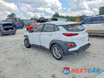 Drugie zdjęcie samochodu z przodu: 2021 HYUNDAI KONA SE VIN:KM8K12AAXMU663966 - miniatura