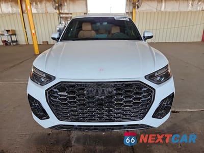 Piąte zdjęcie samochodu w środku: 2025 AUDI Q5 SPORTBACK PRM PLS 45 VIN:WA15AAFY2S2059669 - miniatura