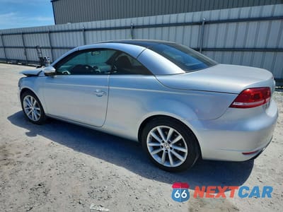 Drugie zdjęcie samochodu z przodu: 2015 VOLKSWAGEN EOS KOMFORT VIN:WVWBW8AH4FV001139 - miniatura