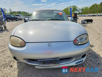 Piąte zdjęcie samochodu w środku: 2000 MAZDA MX-5 MIATA BASE VIN:JM1NB3538Y0146484 - miniatura