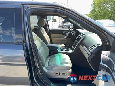 Piąte zdjęcie samochodu w środku: 2015 FORD EXPLORER LIMITED VIN:1FM5K7F87FGB56425 - miniatura